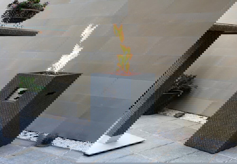 Gas-Feuertisch Mayon in dunkler Natursteinoptik aus Faserbeton online