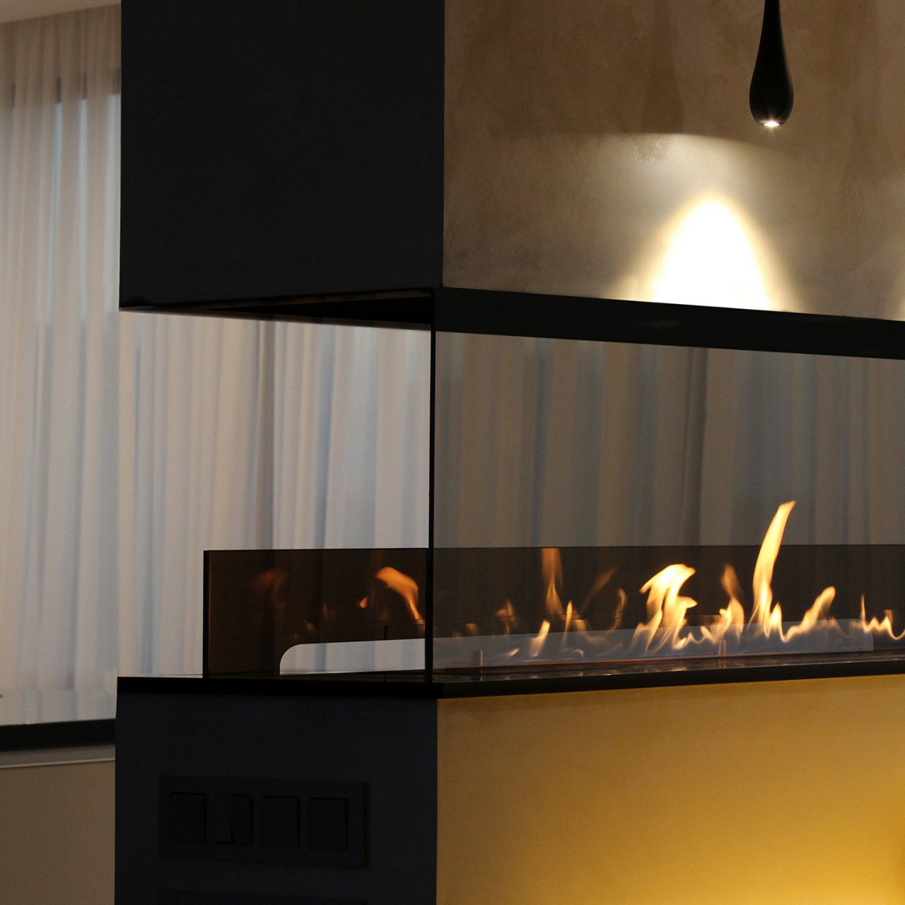 Planika Forma Firebox ROOM-DIVIDER mit BEV Automatikbrenner
