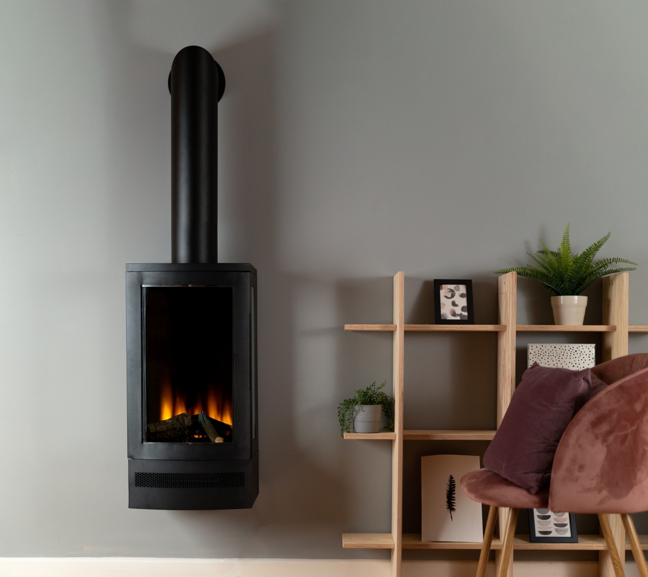 British Fires Bramshaw Wandmodell Elektrokamin mit Heizung, Standkamin modern, Elektrischer Dekokamin