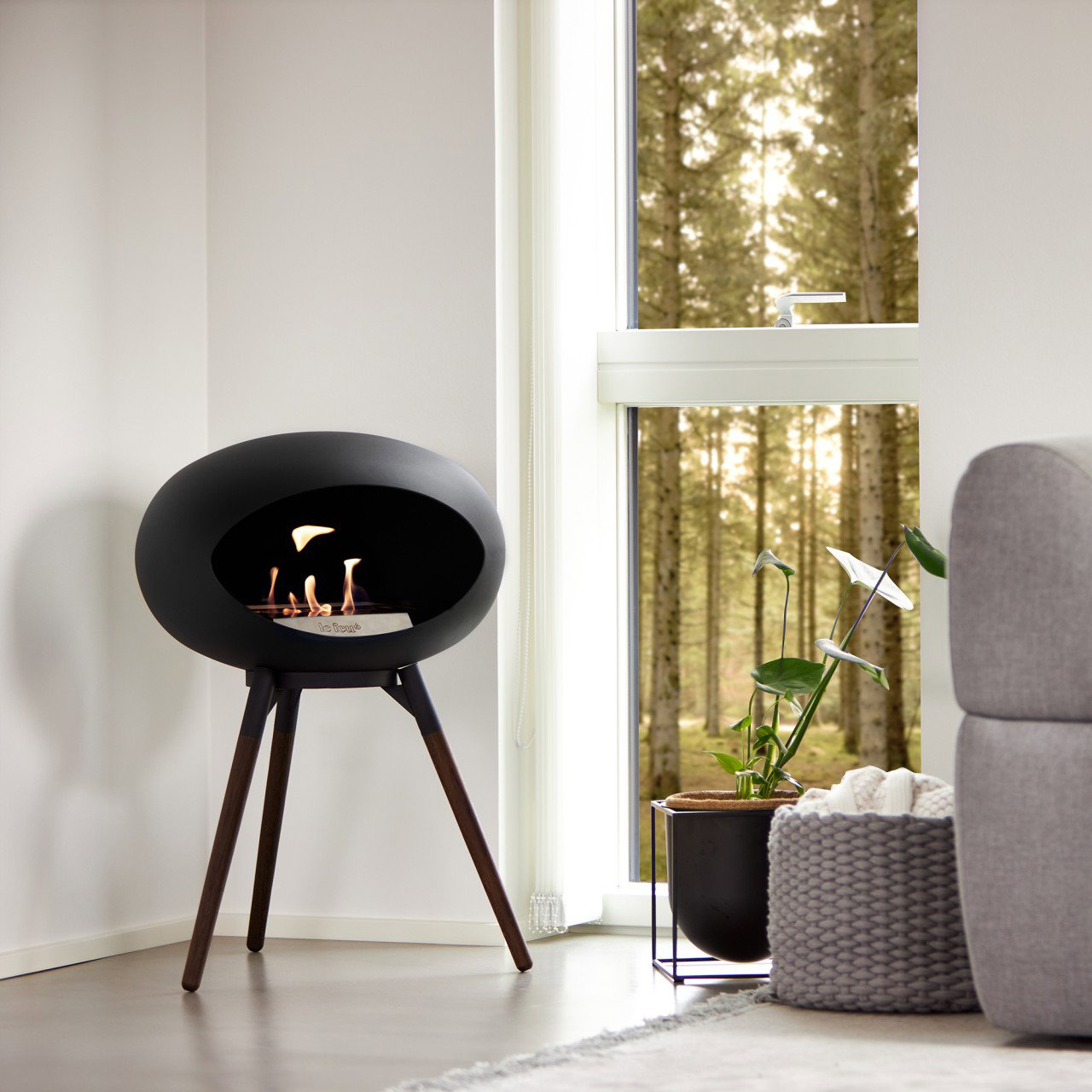 Leu Feu Ground Low Ethanolkamin mit modernem Design
